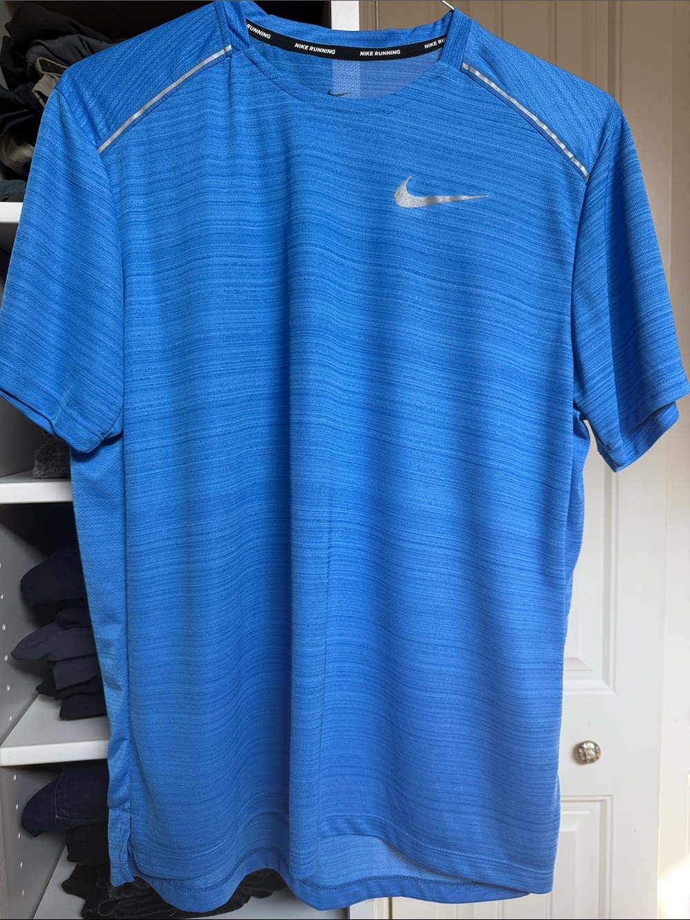 Nike Men’s Blue Short-Sleeve Dri-FIT Athletic Tee